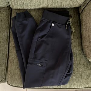 Figs scrubs joggers harbor navy